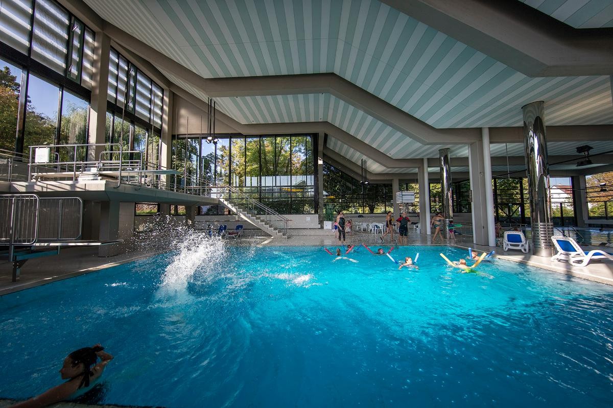 Schwimmhalle Gerlingen